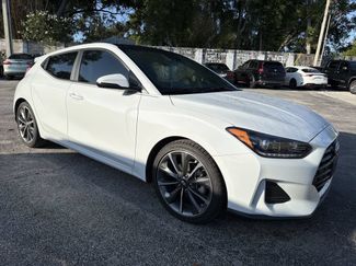 Used 2019 Hyundai Veloster 2.0 Premium FWD video 1