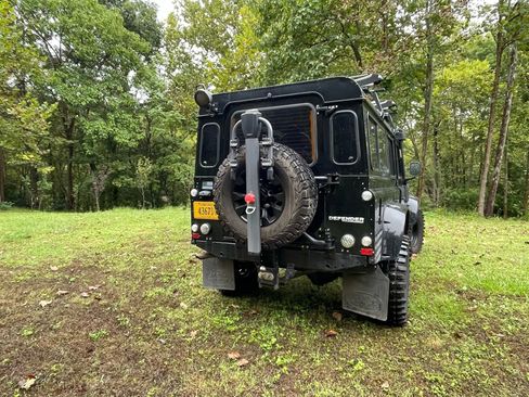 Used 1990 Land Rover Defender 110 image 4