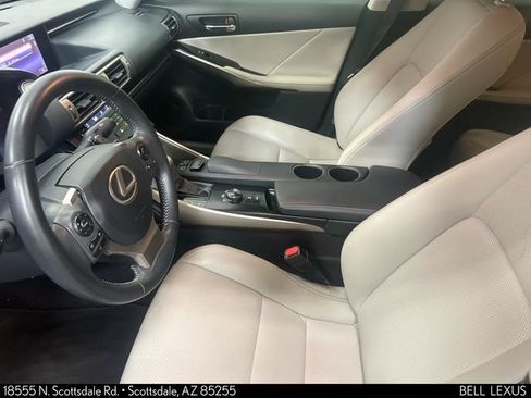 Used 2014 Lexus IS 350 w/ Navigation Package RWD image 12