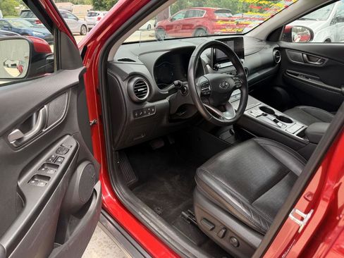 Used 2021 Hyundai Kona Ultimate FWD image 5