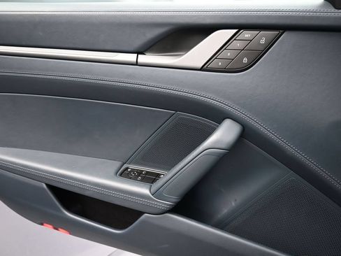 Certified 2023 Porsche 911 Carrera RWD image 20