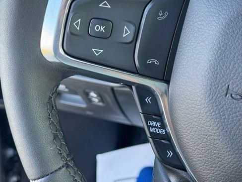 New 2026 RAM 1500 Laramie AWD/4WD image 15