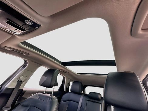 Certified 2026 Kia Sportage SX FWD image 23