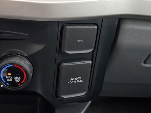 Used 2023 Ford F250 XLT w/ FX4 Off-Road Package AWD/4WD image 31
