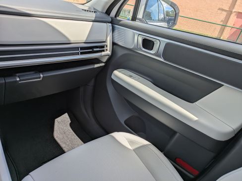 New 2027 Hyundai Santa Fe SE FWD image 15
