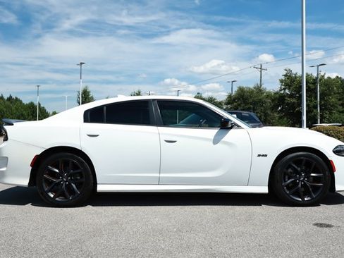 Used 2023 Dodge Charger R/T w/ Blacktop Package RWD image 4