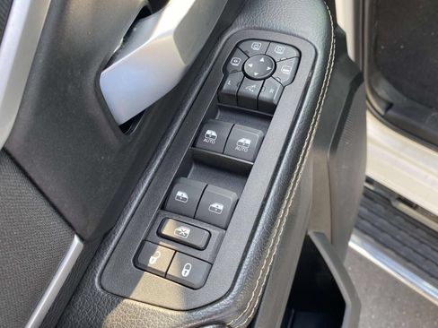 Used 2025 RAM 2500 Big Horn AWD/4WD image 17
