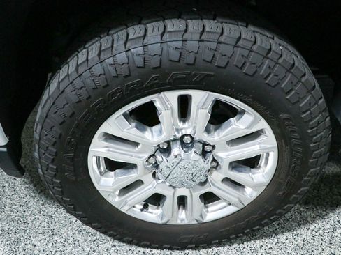 Used 2022 GMC Sierra 2500 Denali w/ Snow Plow Prep/Camper Package AWD/4WD image 11