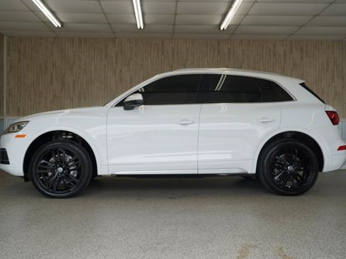Used 2018 Audi Q5 2.0T Premium Plus w/ Premium Plus Package AWD/4WD image 5