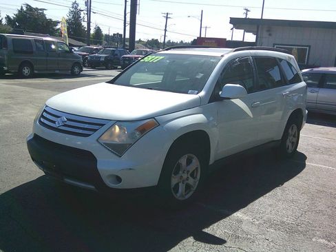 Used 2008 Suzuki XL7 Luxury image 2