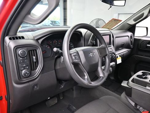 Used 2021 Chevrolet Silverado 1500 Custom Trail Boss AWD/4WD image 10