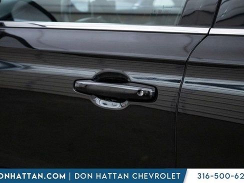 Used 2021 Lincoln Corsair Reserve image 28