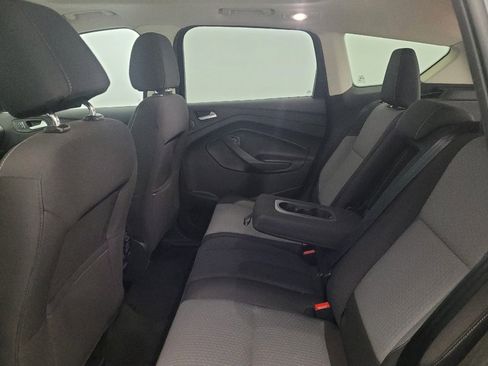 Used 2017 Ford Escape SE w/ Equipment Group 201A AWD/4WD image 18