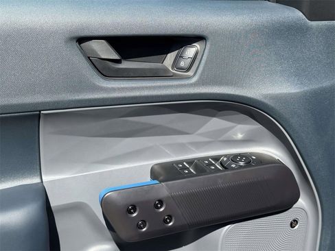 New 2025 Ford Maverick Lobo image 17