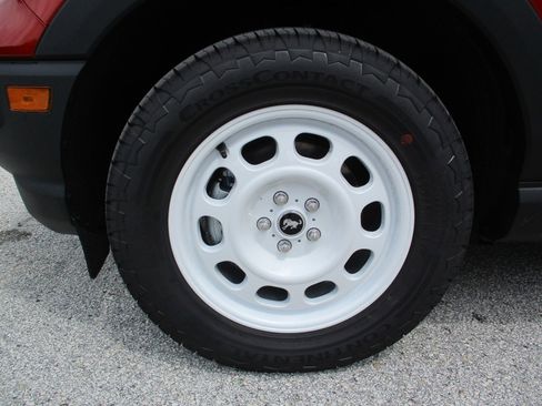 Used 2024 Ford Bronco Sport Heritage w/ Heritage Convenience Package image 9