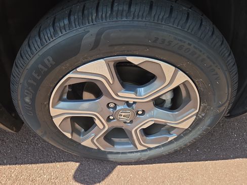 Used 2018 Honda CR-V EX image 9