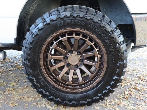 Used 2011 Ford F150 XLT w/ XLT Convenience Pkg image 44