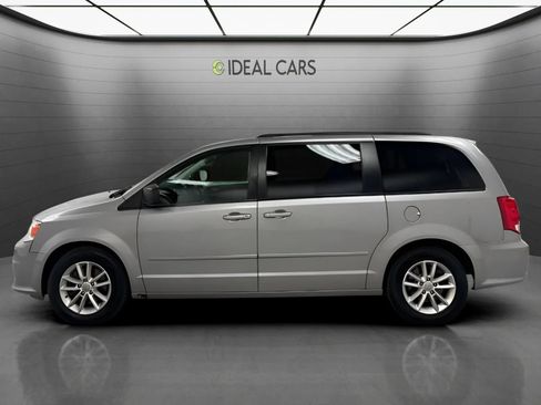 Used 2017 Dodge Grand Caravan SXT w/ Quick Order Package 29G SXT FWD image 7