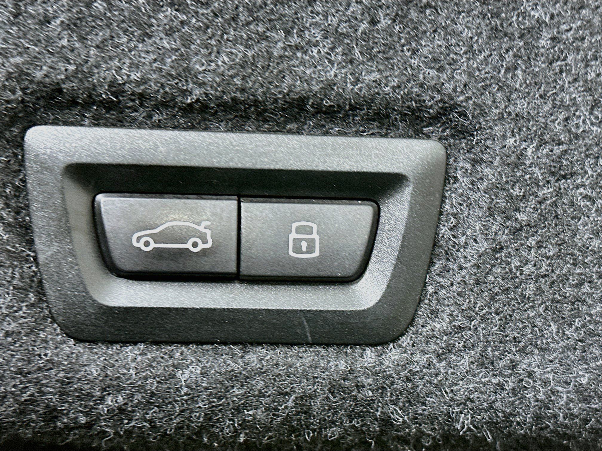 Used 2026 BMW 530i RWD image 29