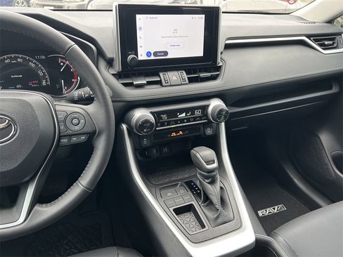 Used 2024 Toyota RAV4 XLE Premium image 18