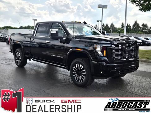 New 2025 GMC Sierra 2500 Denali Ultimate image 1