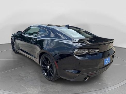 Used 2020 Chevrolet Camaro LT w/ RS Package RWD image 16