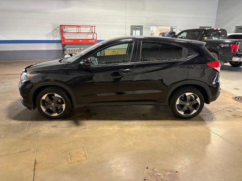 Used 2018 Honda HR-V EX image 3