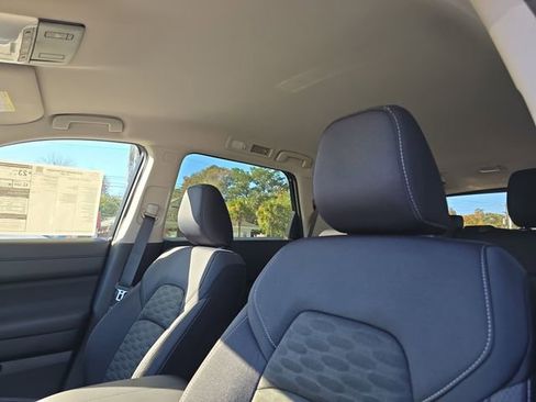 New 2025 Nissan Pathfinder SV w/ Black Appearance Package image 13