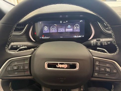 New 2025 Jeep Grand Cherokee Limited w/ Trailer Tow Package image 7