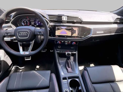 Used 2025 Audi Q3 2.0T Premium Plus w/ Premium Plus Package AWD/4WD image 16