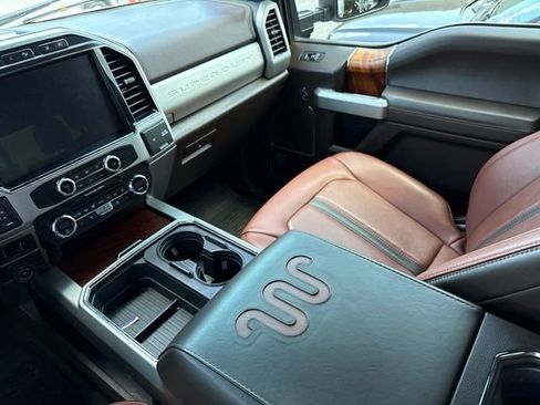 Used 2022 Ford F350 King Ranch w/ King Ranch Ultimate Package AWD/4WD image 10
