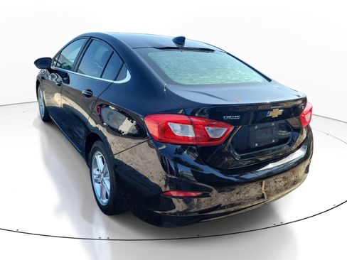 Used 2016 Chevrolet Cruze LT FWD image 4