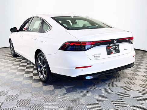 Used 2024 Honda Accord EX-L image 5