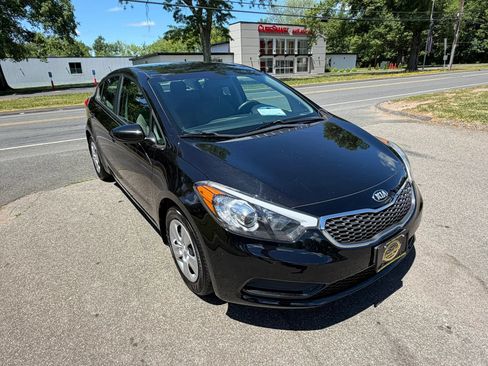 Used 2015 Kia Forte LX w/ Protection Package FWD image 3