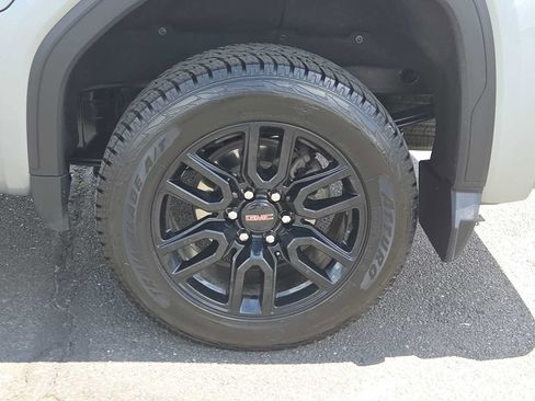 Used 2023 GMC Sierra 1500 Elevation w/ Elevation Premium Package AWD/4WD image 16