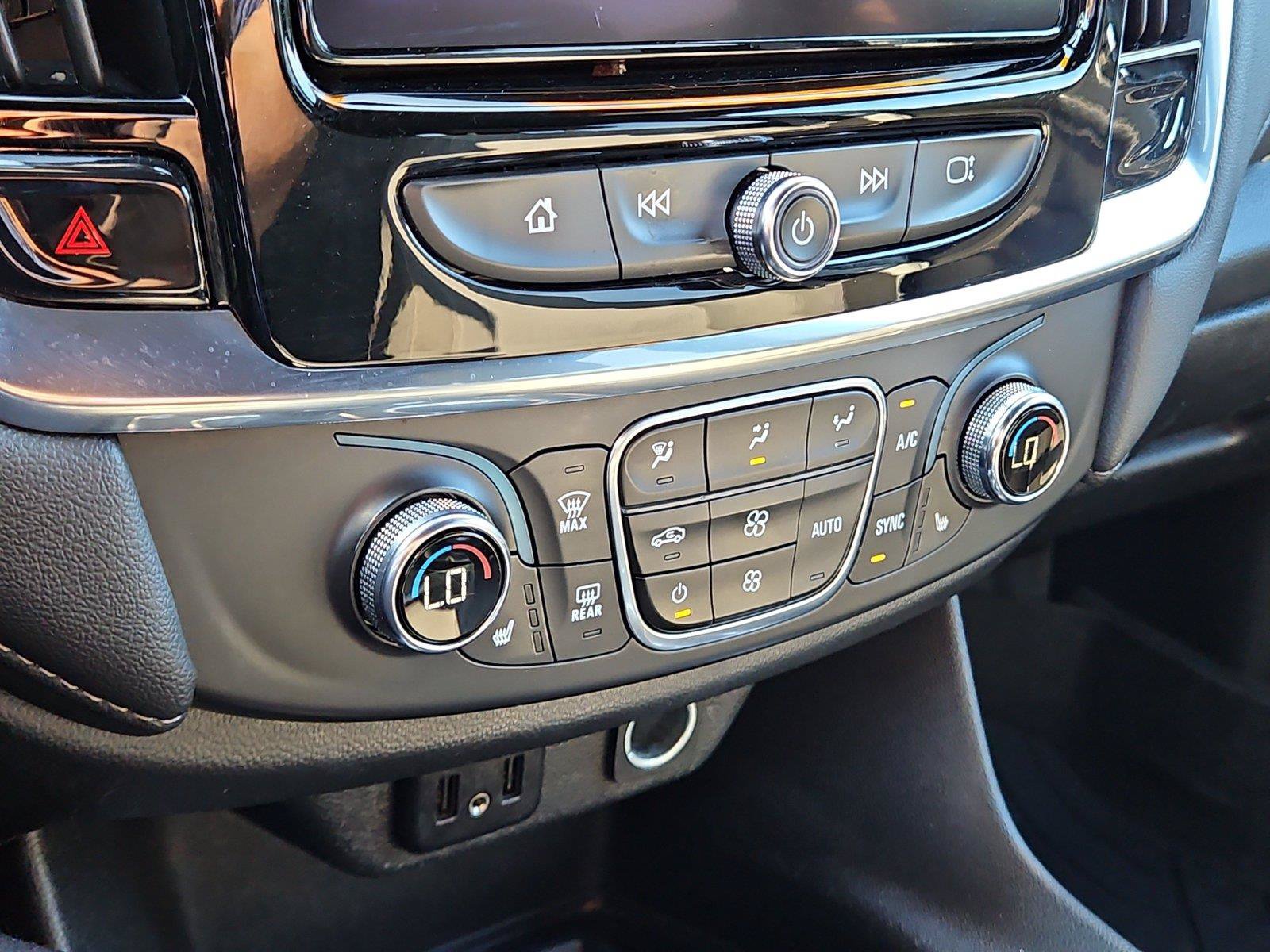 Used 2023 Chevrolet Traverse LT w/ LPO, Floor Liner Package AWD/4WD image 28