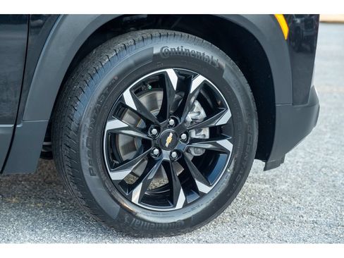 Used 2023 Chevrolet TrailBlazer LT FWD image 10