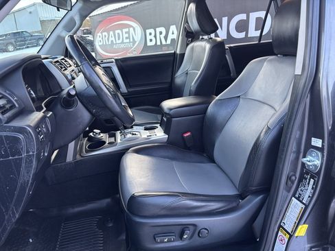 Used 2019 Toyota 4Runner SR5 image 20