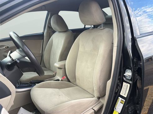 Used 2013 Toyota Corolla L FWD image 12