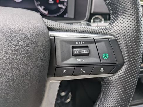 Used 2024 Mitsubishi Outlander SEL FWD image 23