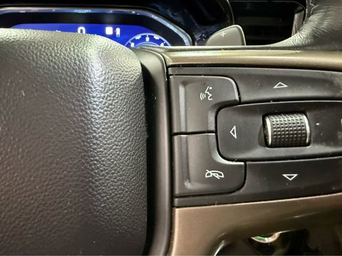 Used 2022 Chevrolet Silverado 1500 High Country w/ LPO, Dark Essentials Package image 16