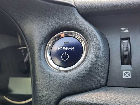 Used 2014 Lexus CT 200h w/ Seat Comfort Package FWD image 19