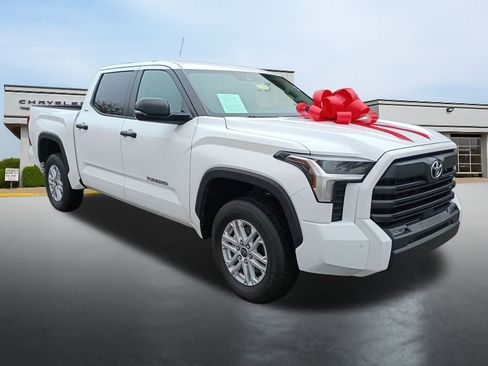 Used 2024 Toyota Tundra SR5 image 7
