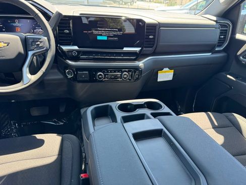 New 2026 Chevrolet Silverado 1500 LT AWD/4WD image 16