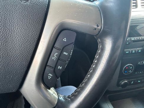 Used 2010 GMC Sierra 2500 SLT w/ SLT Convenience Package AWD/4WD image 18