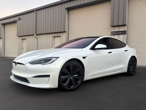 Used 2022 Tesla Model S Standard Range image 5