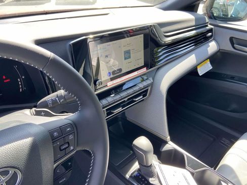 New 2026 Toyota Camry SE image 22