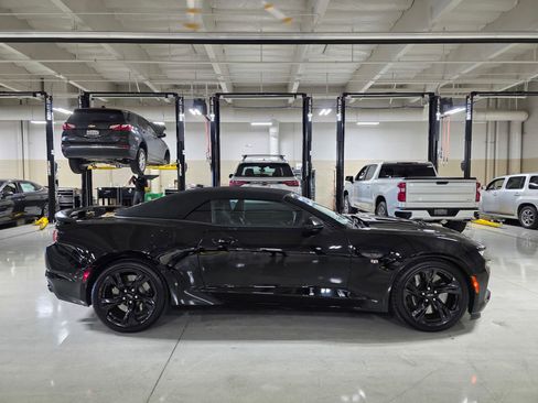 Used 2023 Chevrolet Camaro SS image 8