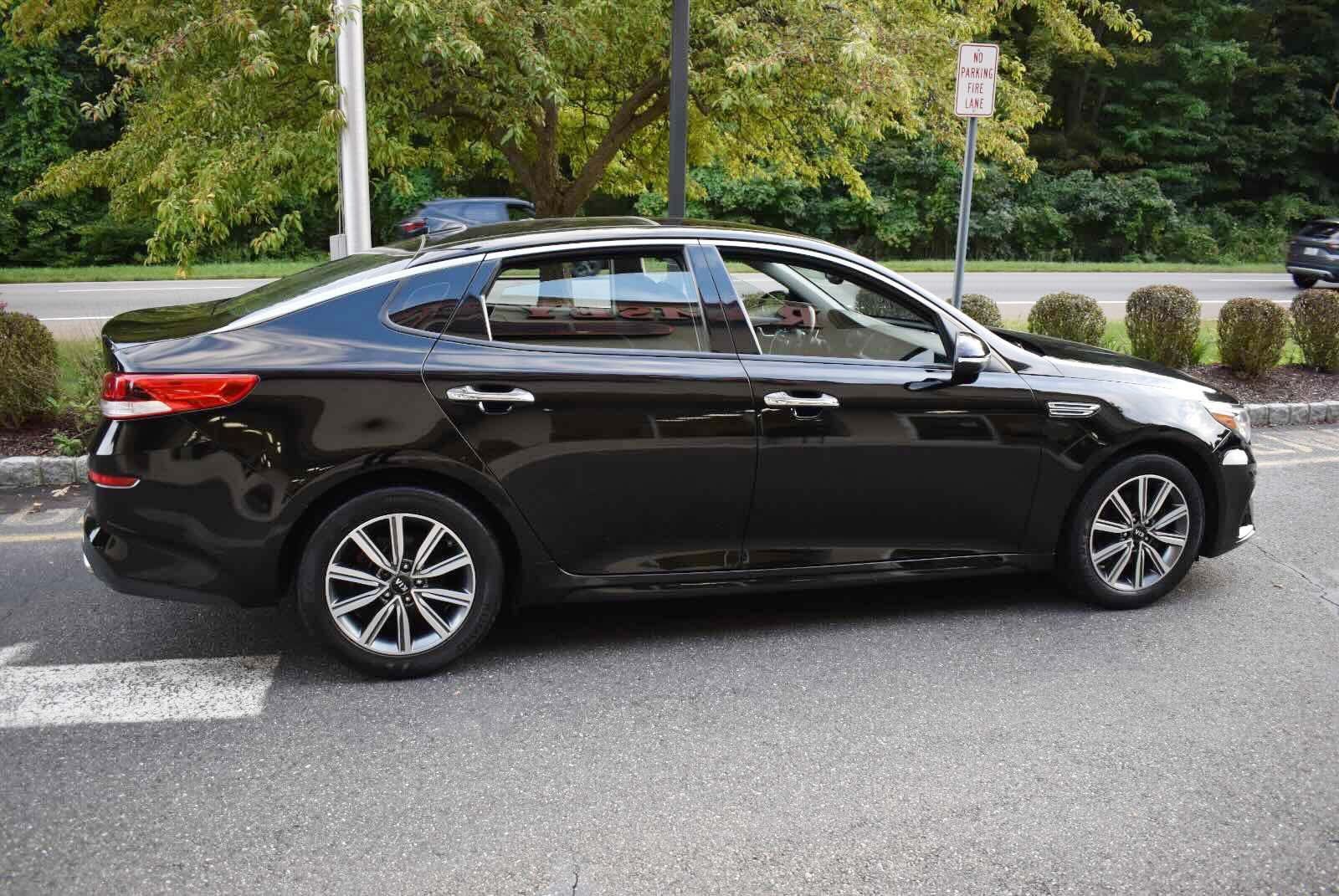 Used 2019 Kia Optima LX w/ LX Premium Package FWD image 2