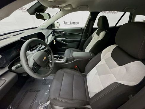 New 2026 Chevrolet Trax LS image 20